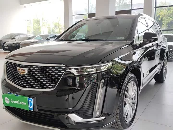 Cadillac XT6