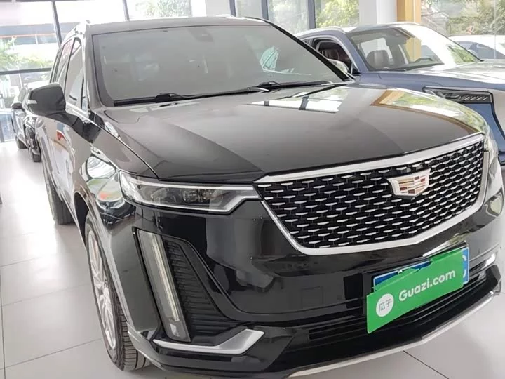 Cadillac XT6