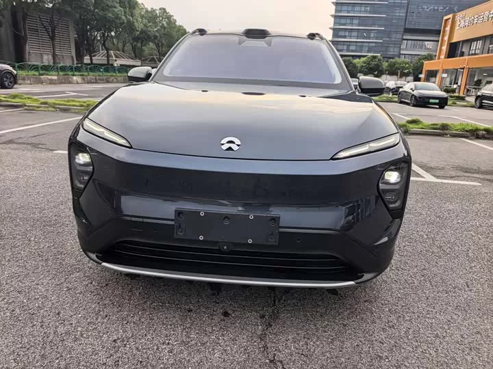 NIO ES7