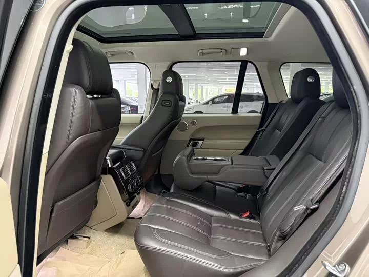 Land Rover range rover