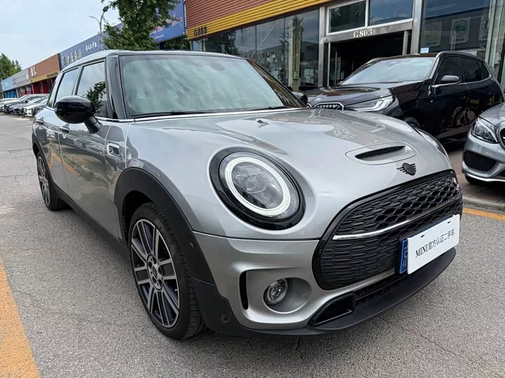 MINI CLUBMAN