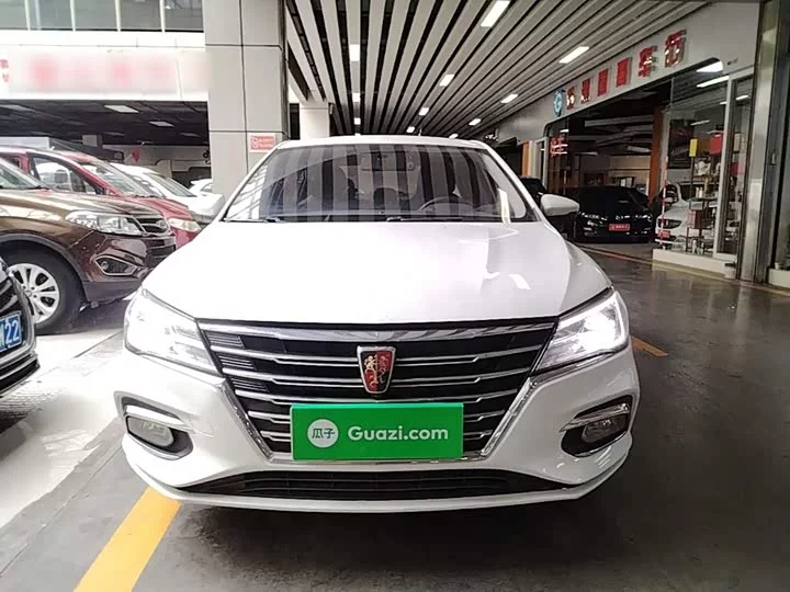 Roewe i5