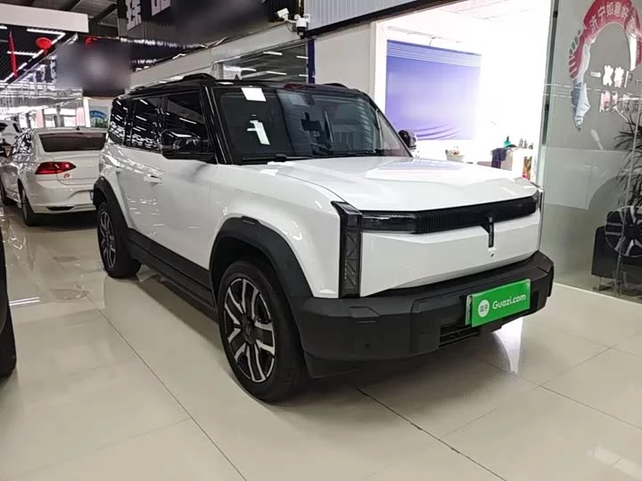 iCAR 03