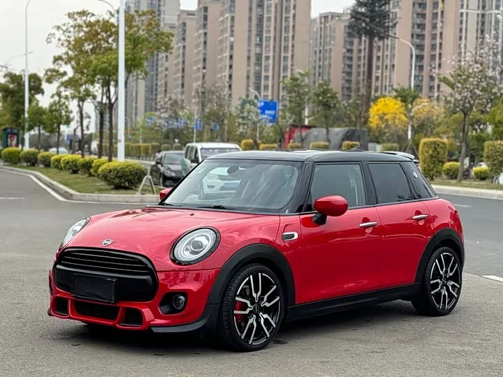 MINI 