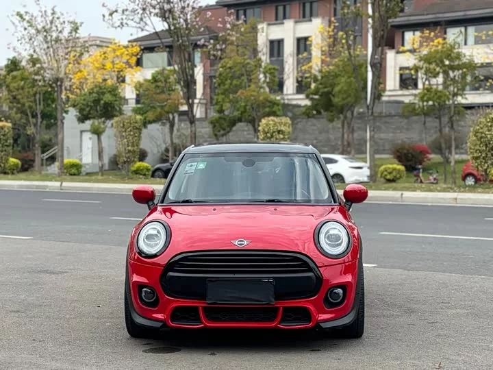 MINI 