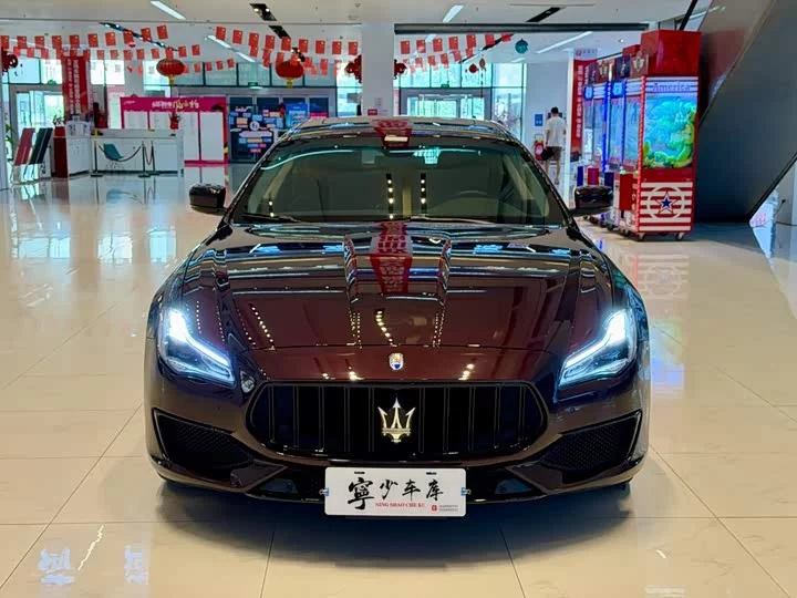 Maserati President
