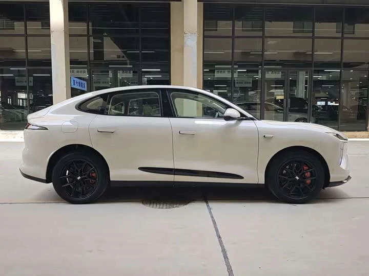 Zhiji LS6