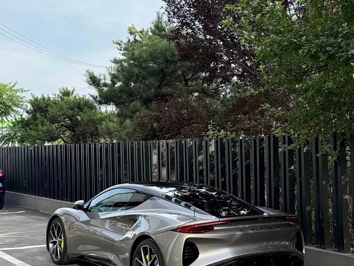 Lotus EMIRA