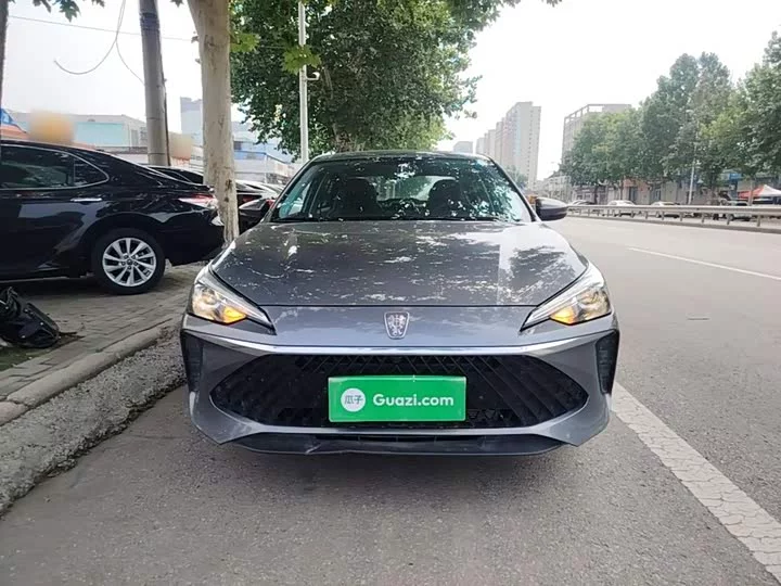 Roewe i5