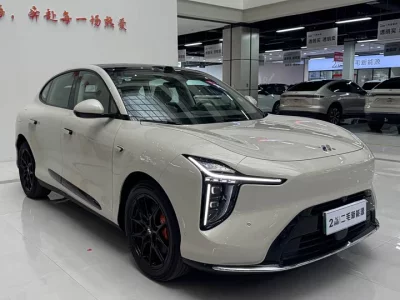 IM Motors Zhiji LS6