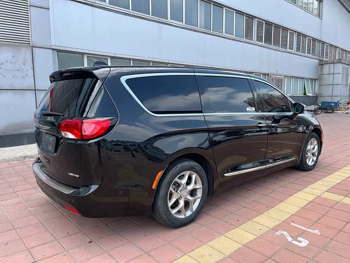Chrysler Grand Voyager