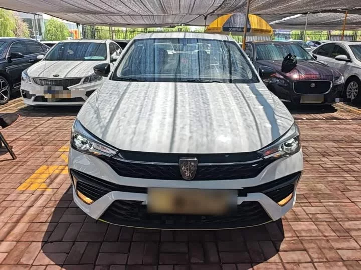 Roewe i5