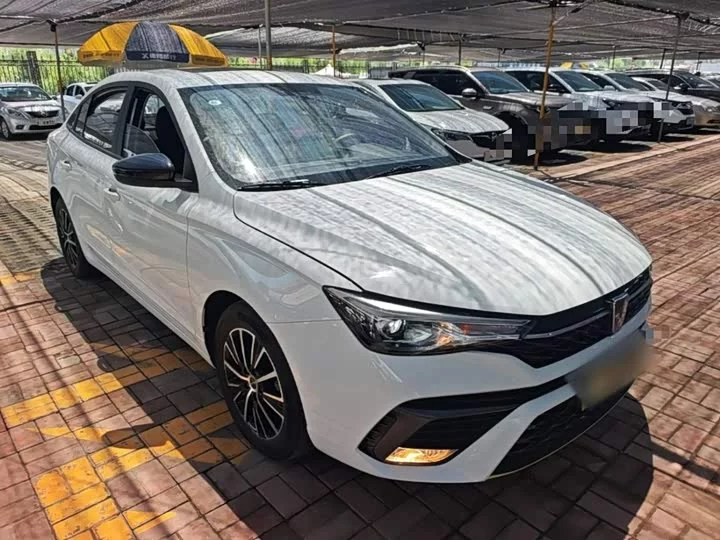 Roewe i5