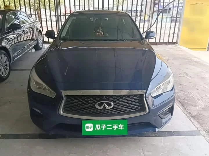 Infiniti Q50L