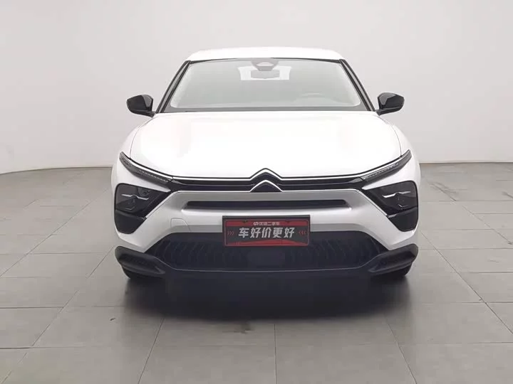 Citroën Versailles C5 X