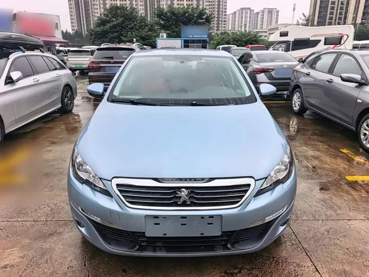 Peugeot 308S