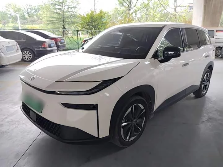 Toyota Bozhi 3X