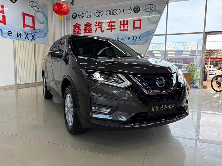 Nissan Qijun