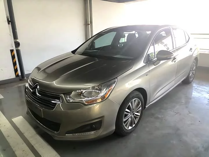 Citroën C4L