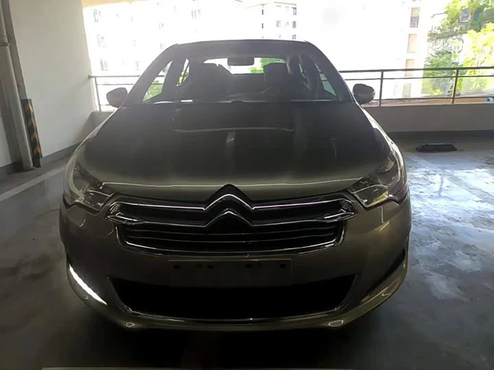 Citroën C4L