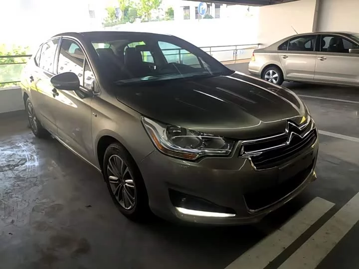 Citroën C4L