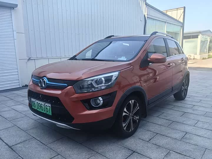 BAIC EX