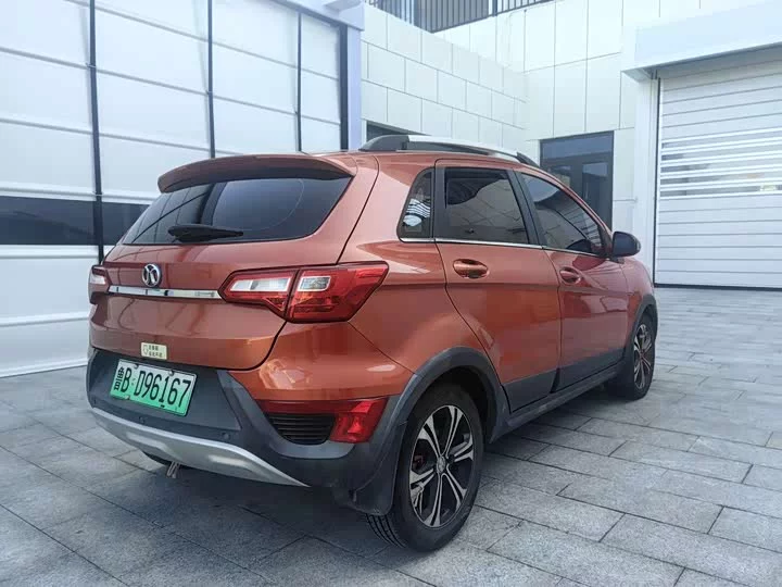 BAIC EX