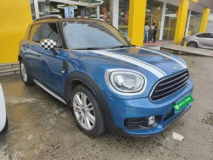 MINI COUNTRYMAN