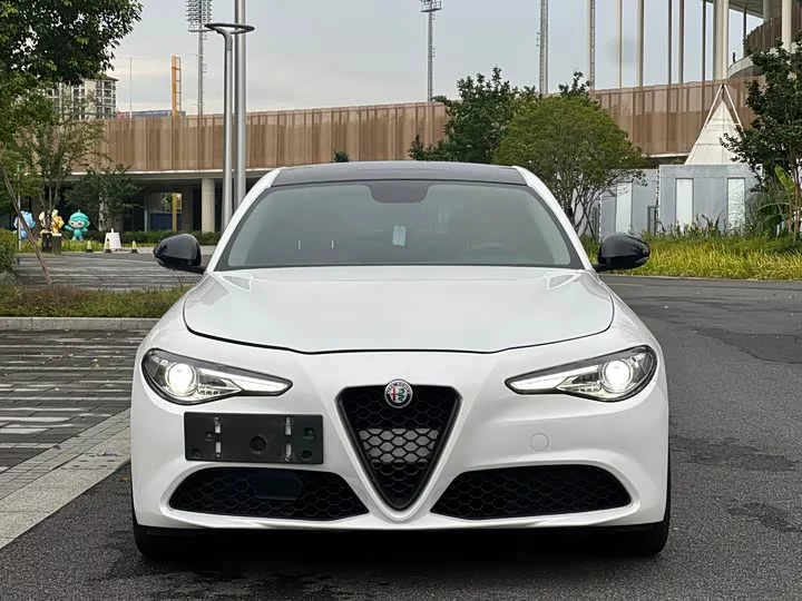alfa romeo Giulia Juliet
