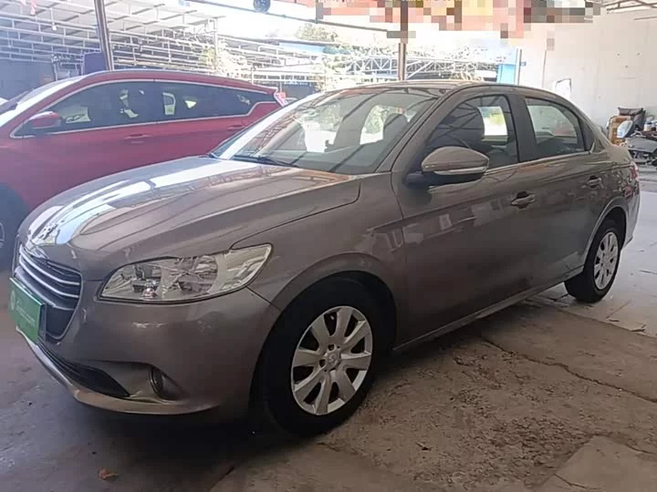 Peugeot 301