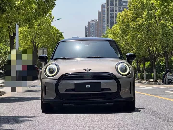 MINI 