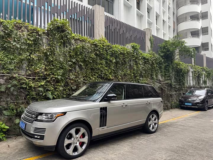 Land Rover range rover
