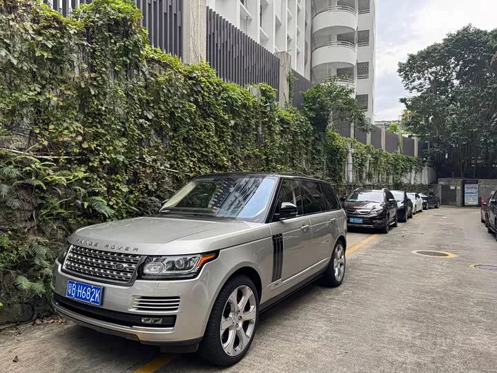 Land Rover range rover