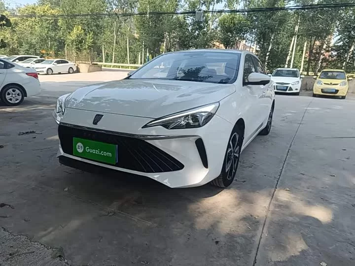 Roewe i5