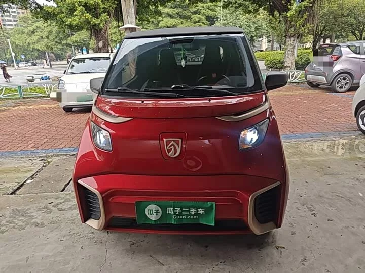 Baojun E200