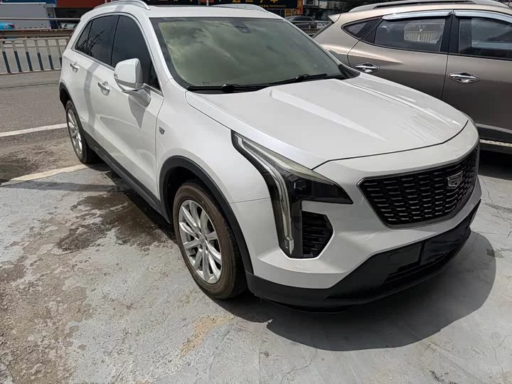 Cadillac XT4