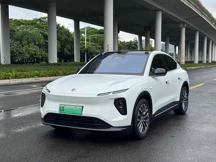 NIO EC6
