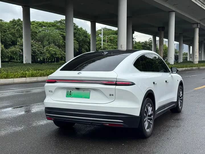 NIO EC6