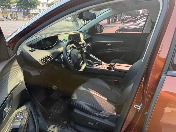 Peugeot 4008