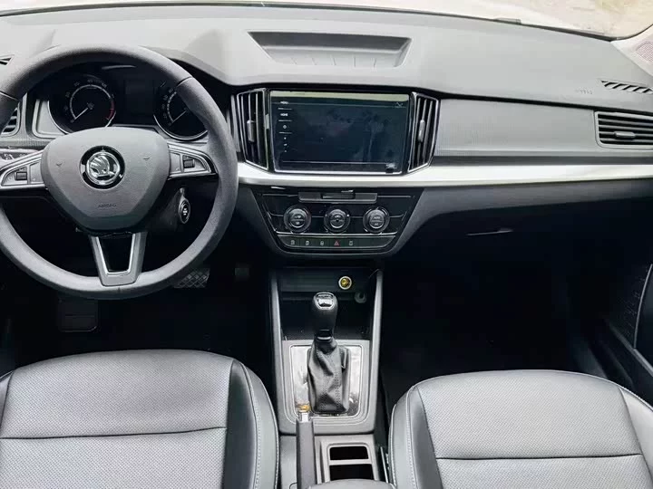 Skoda Comek