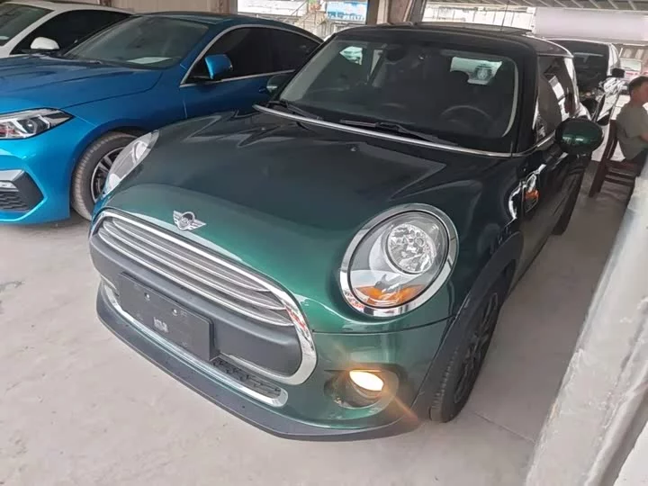 MINI 