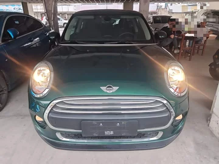 MINI 