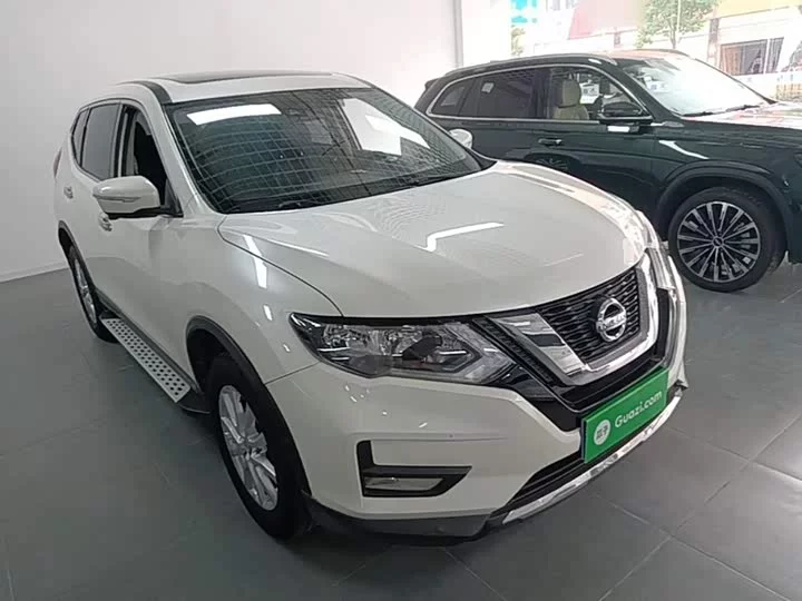 Nissan Qijun