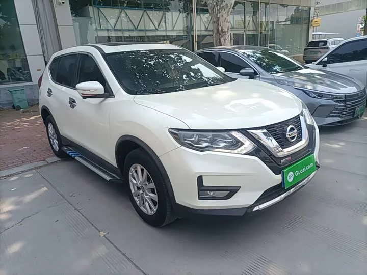 Nissan Qijun