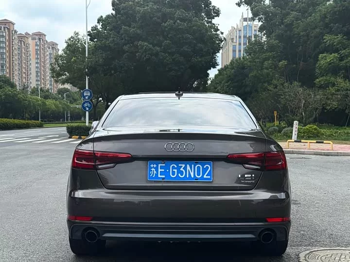Audi A4L