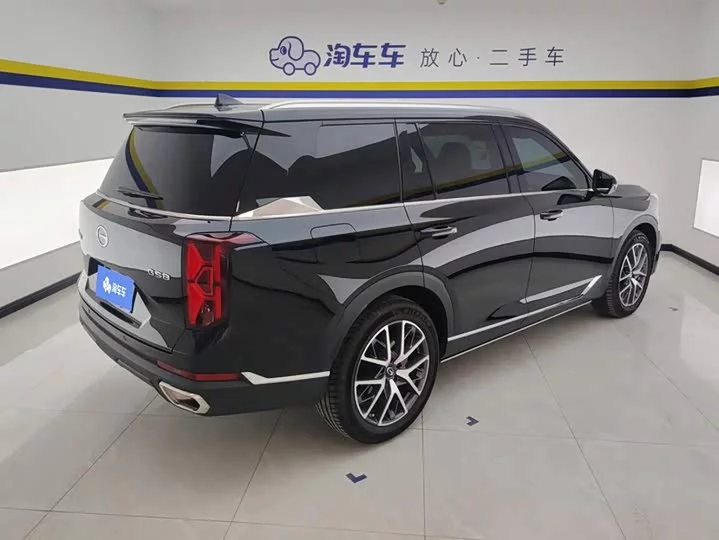 GAC Trumpchi GS8