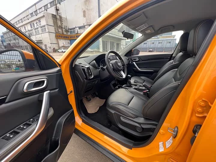 Dongfeng AX4