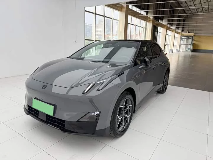 Lynk & Co Z20