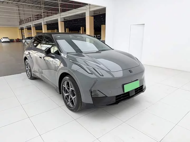 Lynk & Co Z20