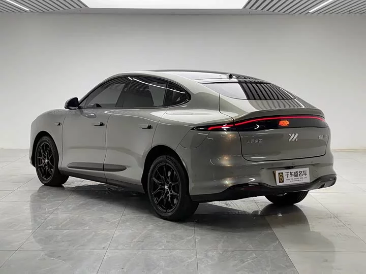 Zhiji LS6
